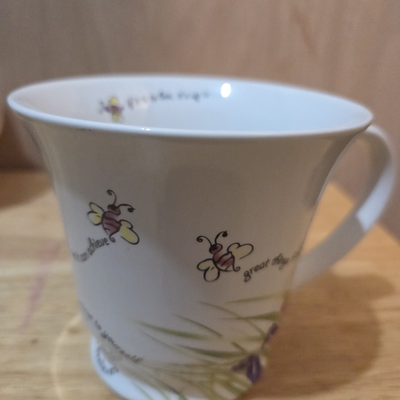 Other - Bee-Themed White Mug